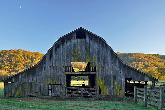 Boxley Valley Barn 2