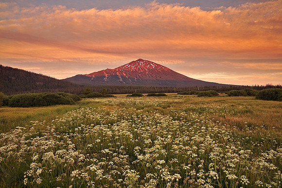 Mount Bachelor sunset 1