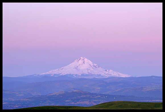 Mount Hood pre-dawn glow