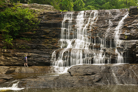TN - Cane Creek Cascade hiker