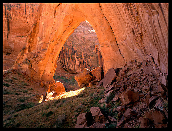 Broken Bow Arch (P141)