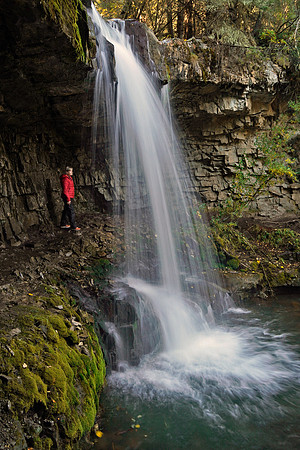 Kananaskis waterfall hiker 2
