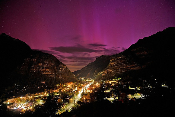 CO, Northern Lights 2